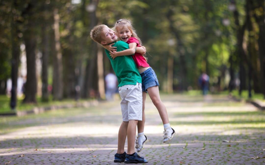 Your Guide to Sibling Visitation After Divorce or Foster Placement